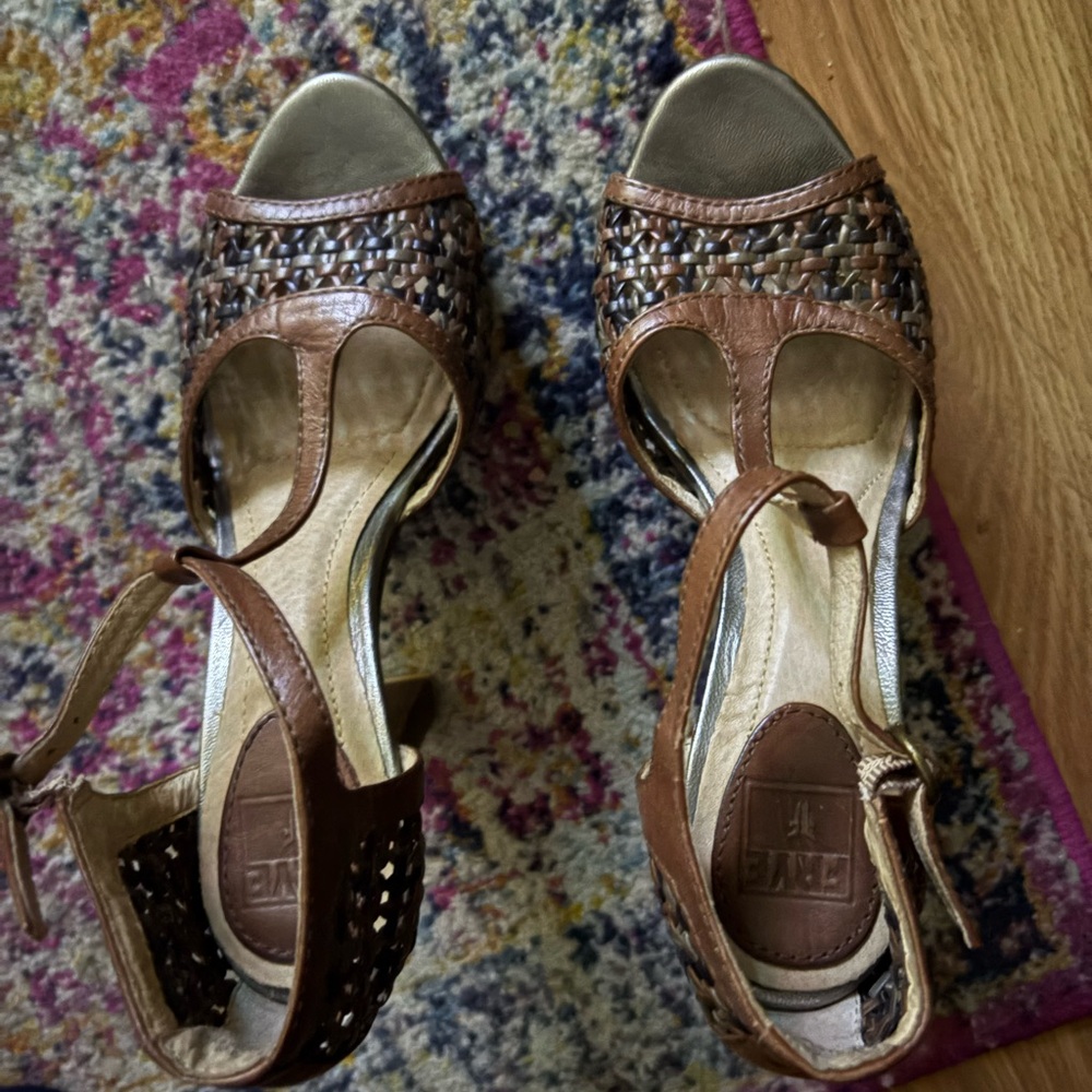 Frye Grace Woven T Strap Platform High Heels Leather Sandals Shoe